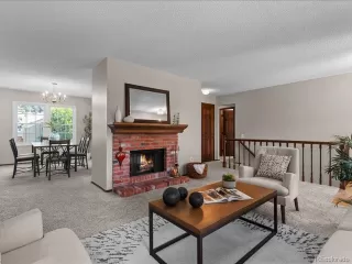 Photo #4: 4809182 Listing