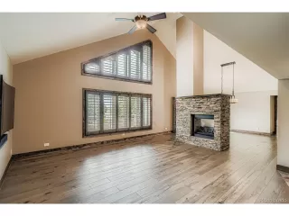 Photo #3: 4811058 Listing