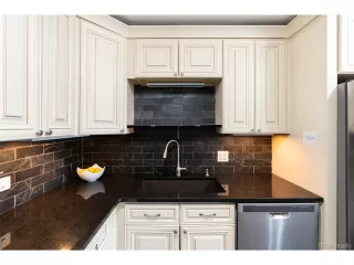 Photo #2: 4811176 Listing