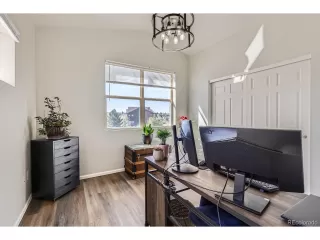 Photo #6: 4812459 Listing