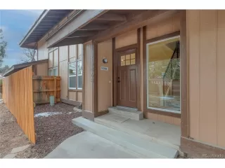 More Details about MLS # 4813101 : 15068 E HAMPDEN CIR AURORA CO 80014