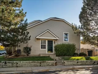 Photo #2: 4813149 Listing