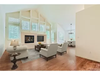 Photo #2: 4814334 Listing