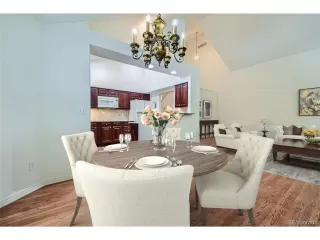 Photo #3: 4814334 Listing