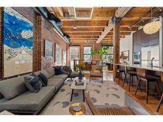 Photo #3: 4815258 Listing 