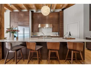 Photo #6: 4815258 Listing 