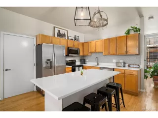 Photo #6: 4815817 Listing