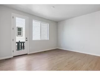 Photo #4: 4816538 Listing