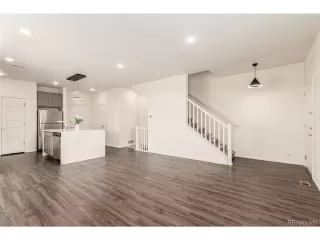 Photo #4: 4817789 Listing 