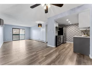 Photo #3: 4819732 Listing