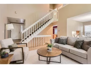 Photo #3: 4819782 Listing 