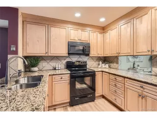 Photo #5: 4819782 Listing 
