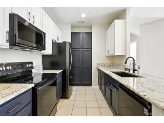 Photo #6: 4820932 Listing 