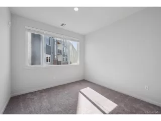 Photo #5: 4821487 Listing 