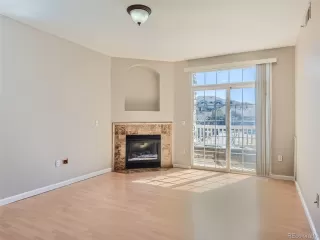 Photo #5: 4821556 Listing 