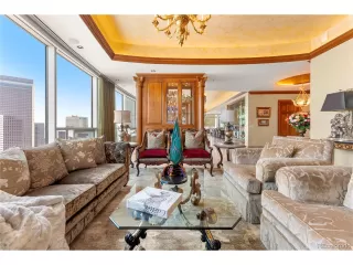 Photo #4: 4821933 Listing 