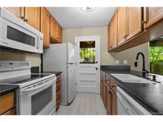 Photo #2: 4822195 Listing