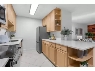 Photo #3: 4823733 Listing