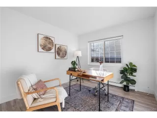 Photo #6: 4823733 Listing