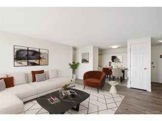 Photo #2: 4825089 Listing