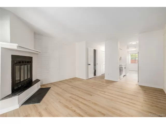 MLS: 4825678 Condo For Sale