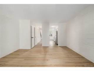 Photo #2: 4825678 Listing