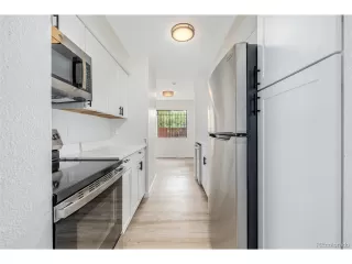 Photo #5: 4825678 Listing