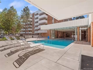 Photo #5: 4827807 Listing 