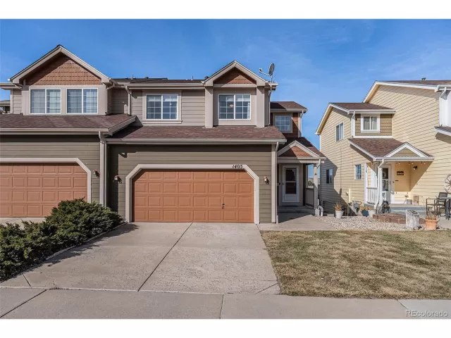 MLS: 4828160 Condo For Sale