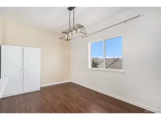 Photo #4: 4828160 Listing