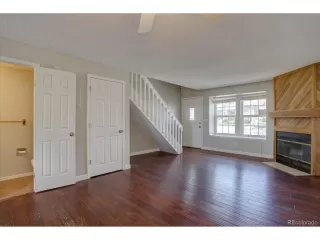 Photo #4: 4830137 Listing 