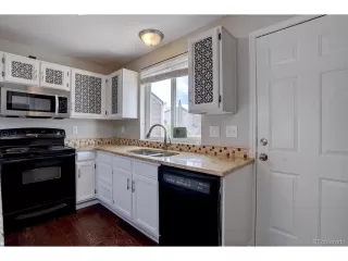 Photo #6: 4830137 Listing 