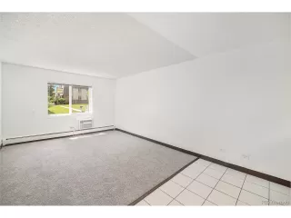 Photo #4: 4830715 Listing