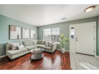 Photo #6: 4831684 Listing 