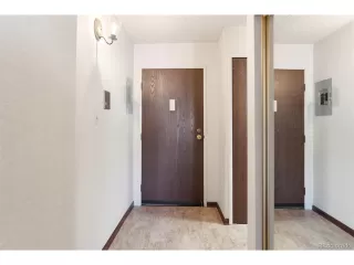 Photo #2: 4832029 Listing