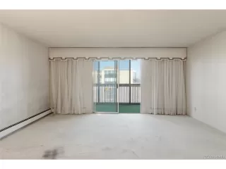 Photo #4: 4832029 Listing