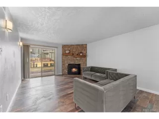 Photo #2: 4832708 Listing 