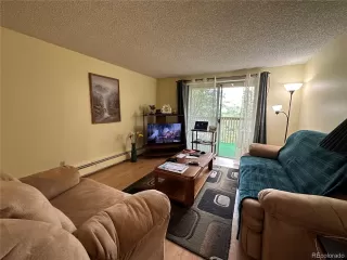 Photo #2: 4833021 Listing 