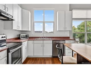 Photo #5: 4834462 Listing