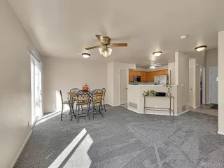 Photo #2: 4835133 Listing 