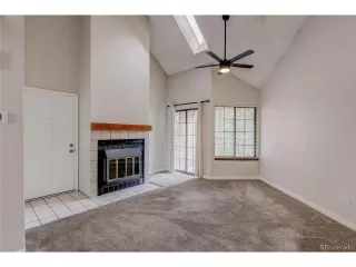 Photo #2: 4836519 Listing 