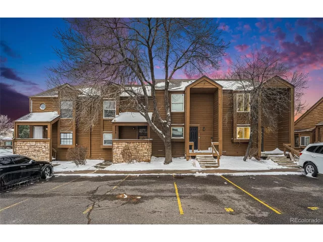 MLS: 4838259 Condo For Sale