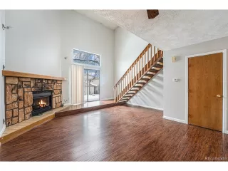 Photo #4: 4838259 Listing