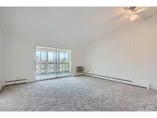 Photo #3: 4840811 Listing