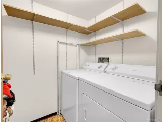 Photo #4: 4840823 Listing 