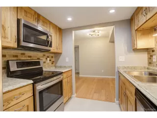 Photo #3: 4841817 Listing