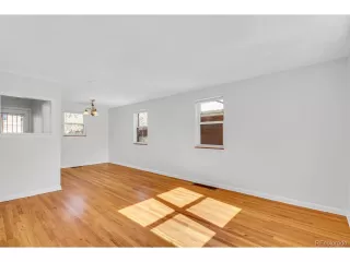 Photo #3: 4841876 Listing 