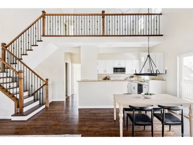 MLS: 4842118 Condo For Sale