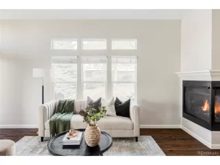 Photo #6: 4842118 Listing 