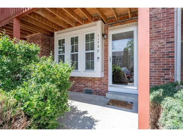 MLS: 4842748 Condo For Sale